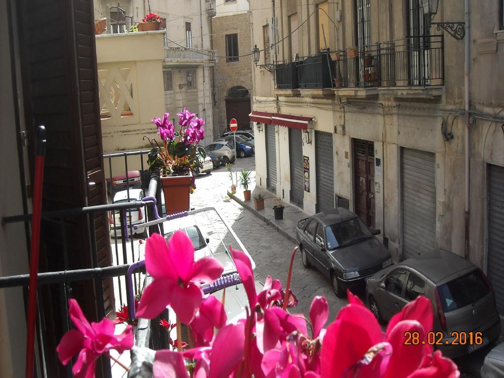 Marku'S House Palermo Bagian luar foto